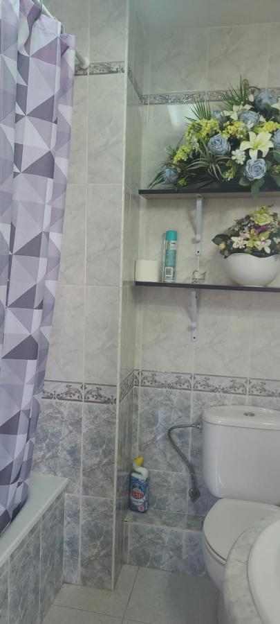 Ferienwohnung Acuario Shared Flat Piso Compartido Est Partage الشقة مشتركة Benalmádena Exterior foto